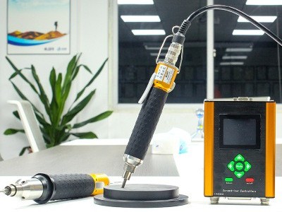 伺服電批加上機器人視覺，究竟是什么效果？-堅豐股份